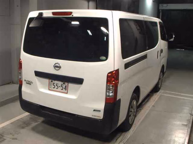 NISSAN NV350 CARAVAN