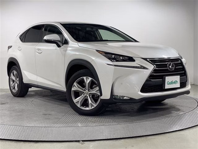 Lexus NX200t