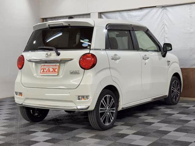 DAIHATSU CAST