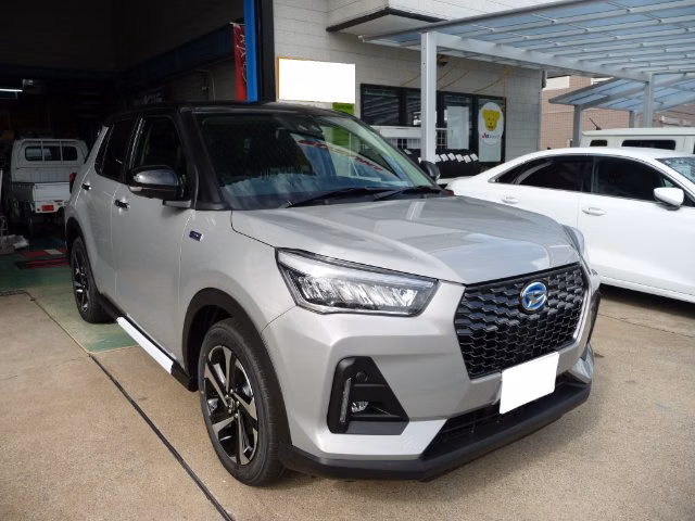 DAIHATSU ROCKY