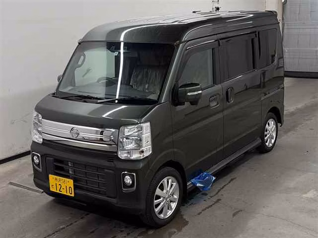 NISSAN NV100 CLIPPER