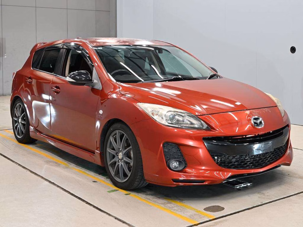 MAZDA AXELA