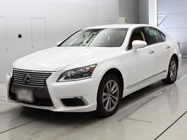 Lexus LS600h