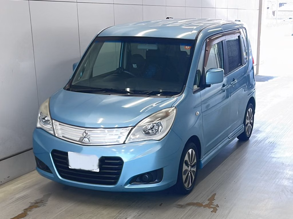 MITSUBISHI DELICA D:2