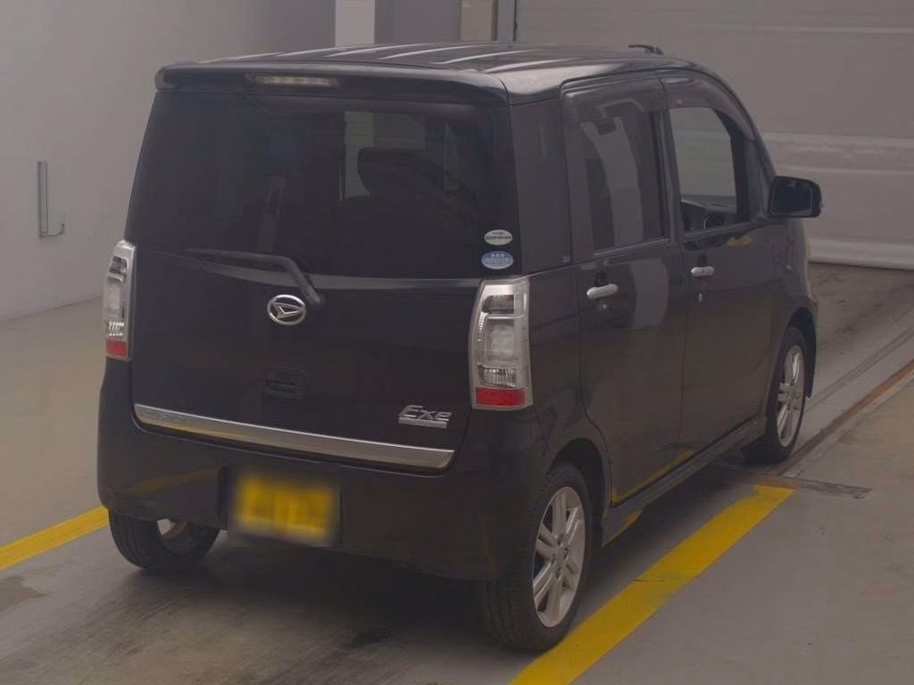 DAIHATSU TANTO EXE
