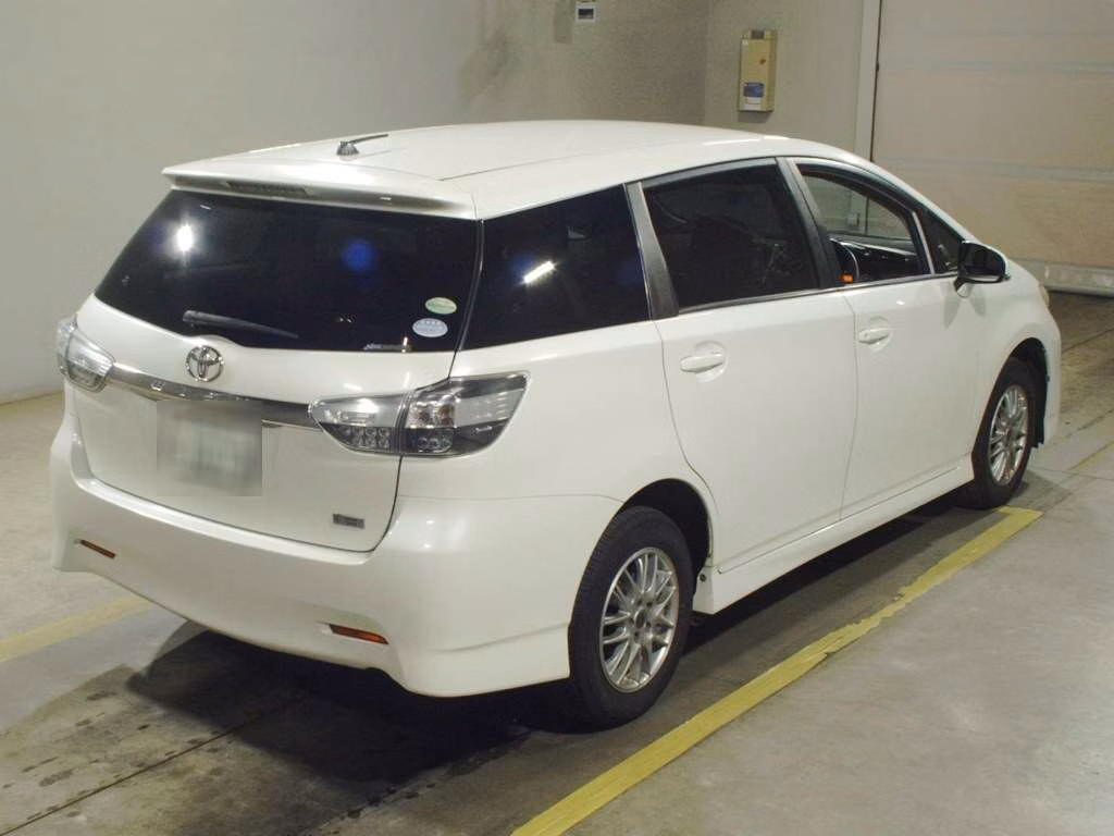 TOYOTA WISH