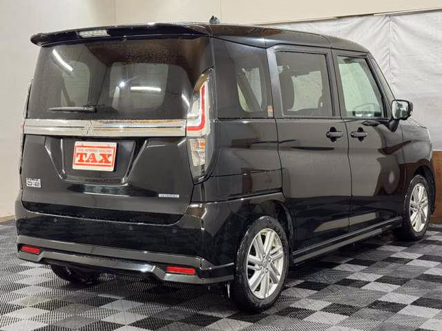 MITSUBISHI DELICA D:2