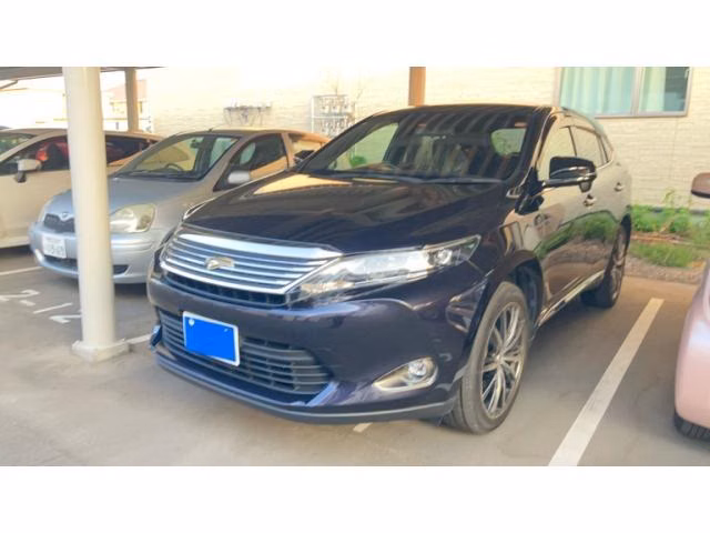 TOYOTA HARRIER