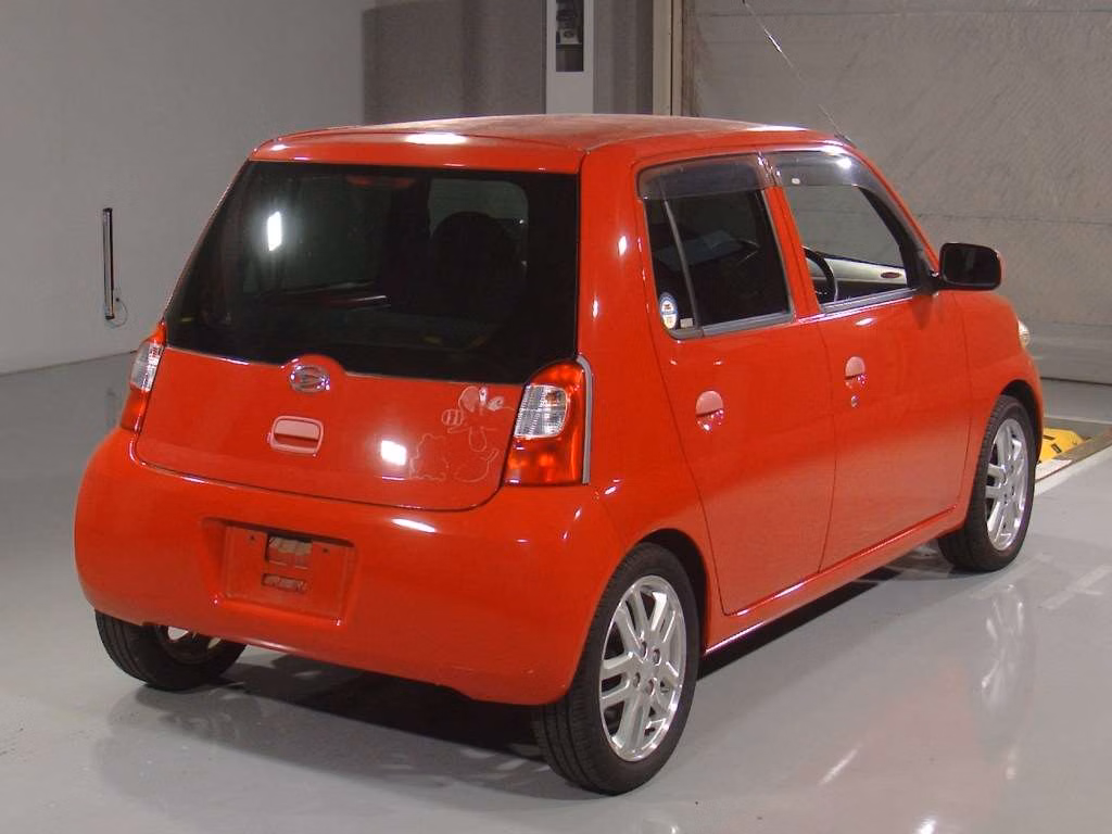 DAIHATSU ESSE