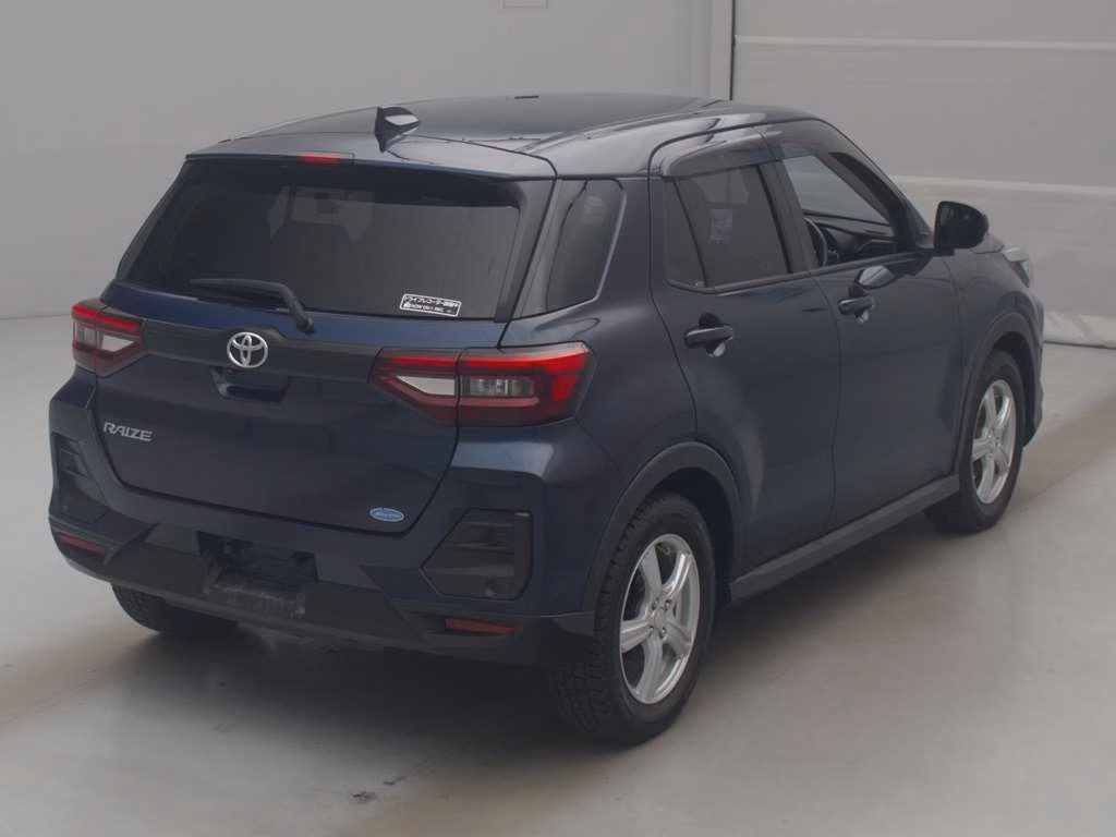 TOYOTA RAIZE