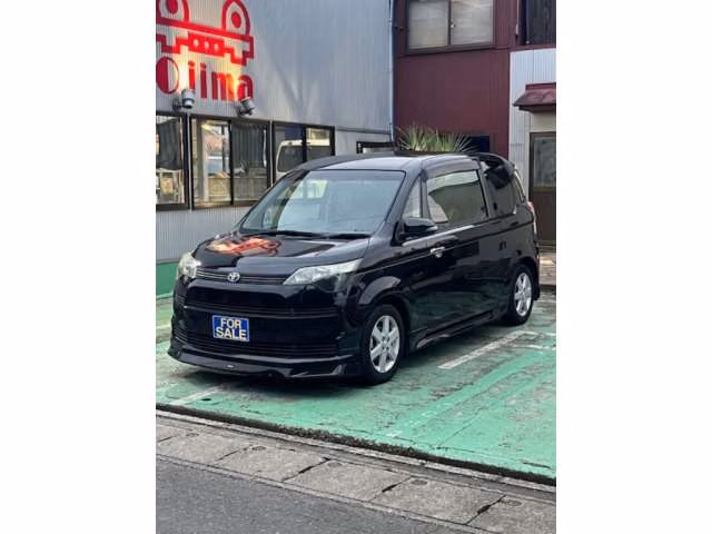 TOYOTA SPADE