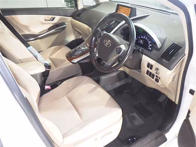 TOYOTA SAI