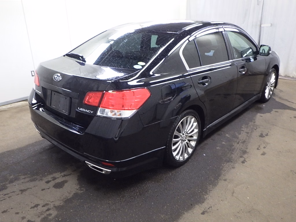 SUBARU LEGACY B4