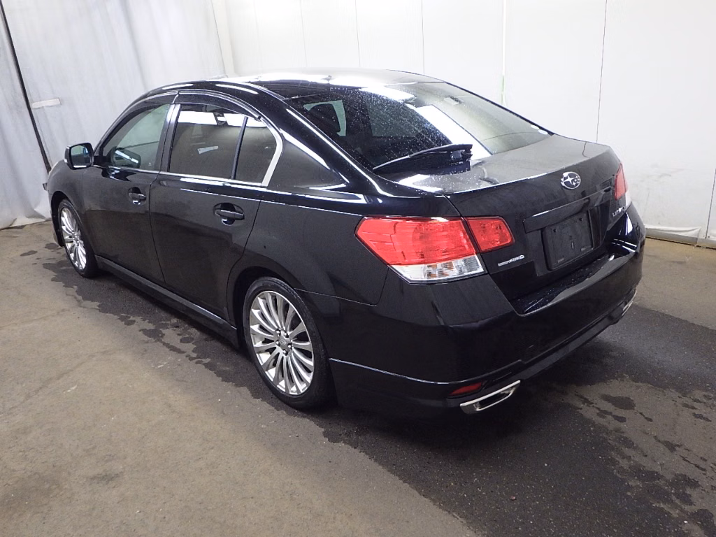 SUBARU LEGACY B4