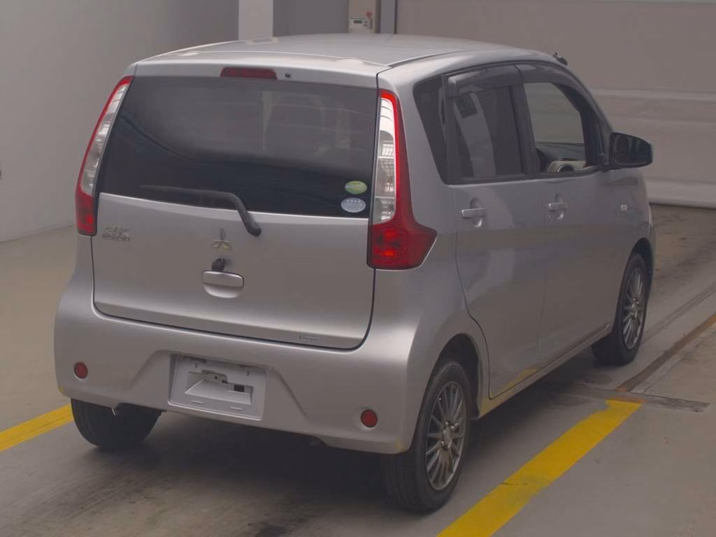 MITSUBISHI EK WAGON