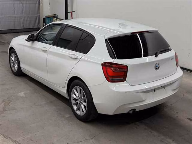 BMW 1-SERIES