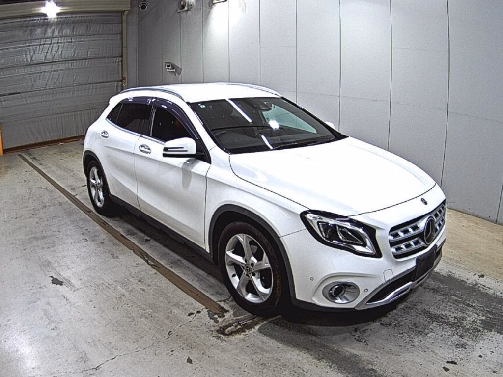 Mercedes-Benz GLA-Class