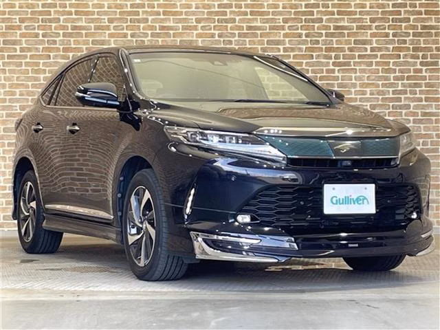 TOYOTA HARRIER