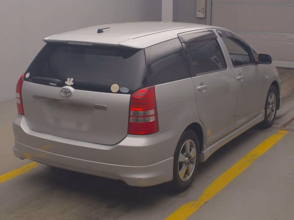 TOYOTA WISH