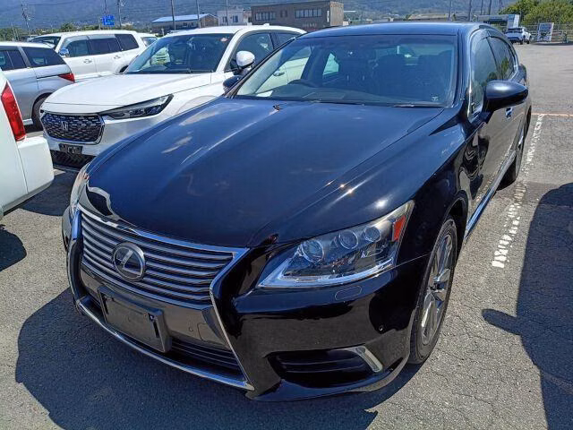 Lexus LS600h