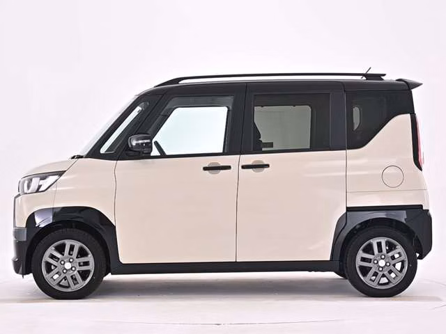 Mitsubishi Delica Mini