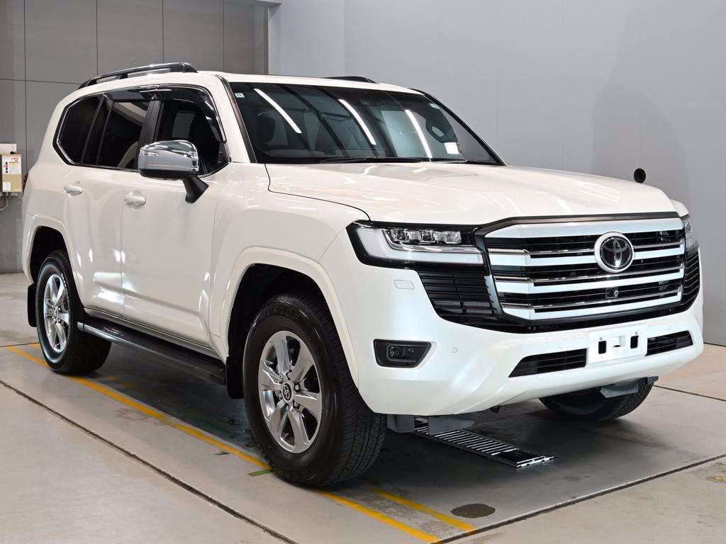TOYOTA LAND CRUISER