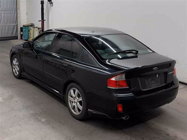 SUBARU LEGACY B4