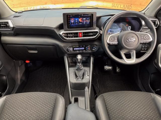DAIHATSU ROCKY