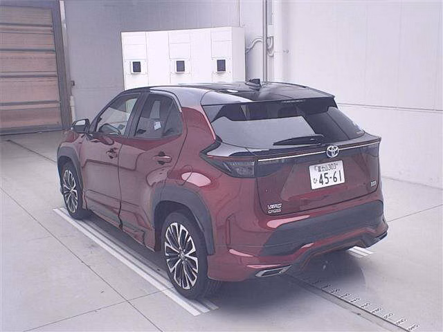 TOYOTA YARIS CROSS