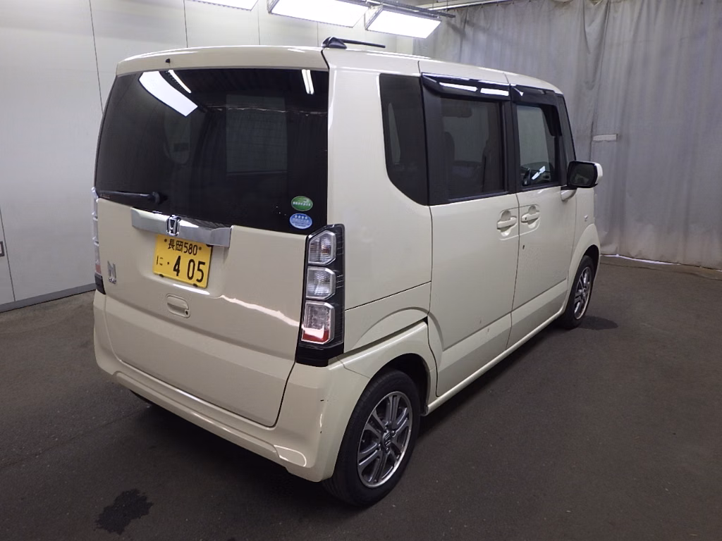 HONDA N-BOX