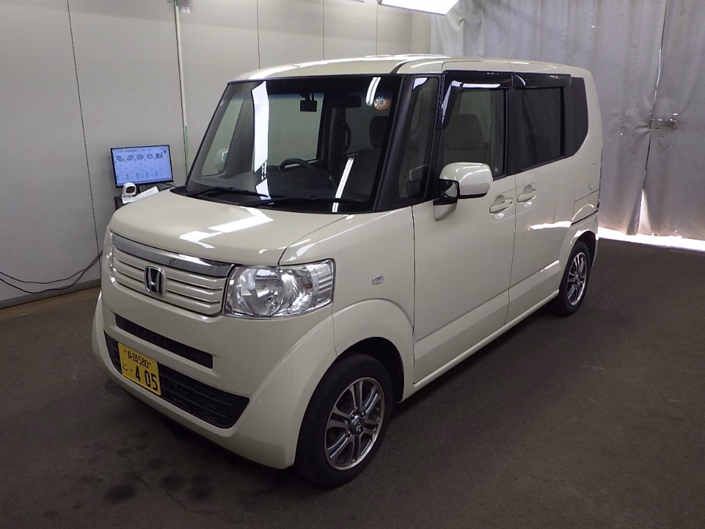 HONDA N-BOX