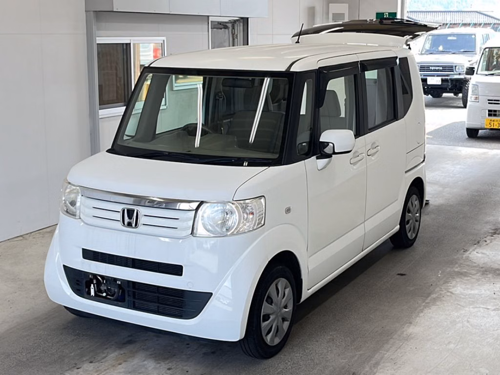 HONDA N-BOX+