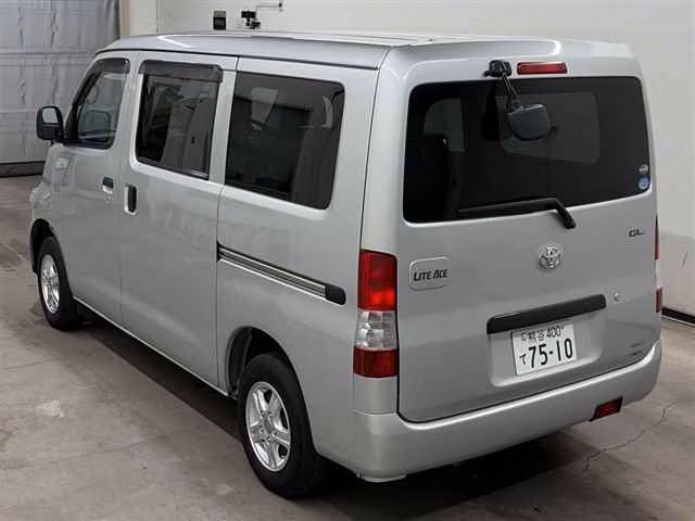 TOYOTA LITE ACE