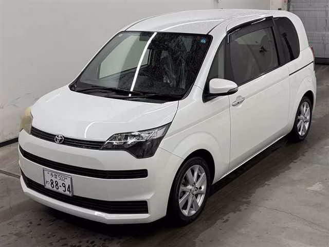 TOYOTA SPADE