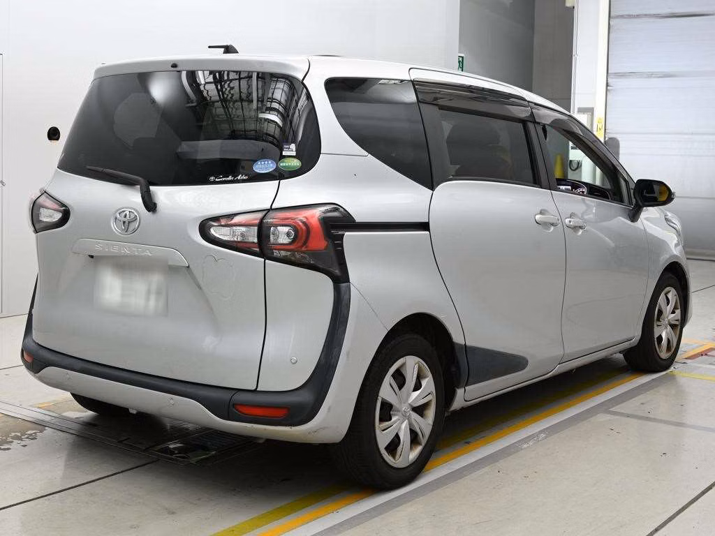 TOYOTA SIENTA