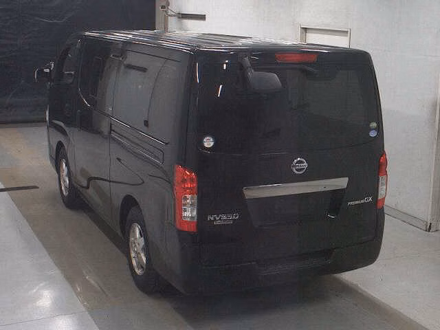 NISSAN NV350 CARAVAN