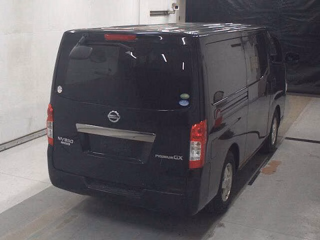 NISSAN NV350 CARAVAN