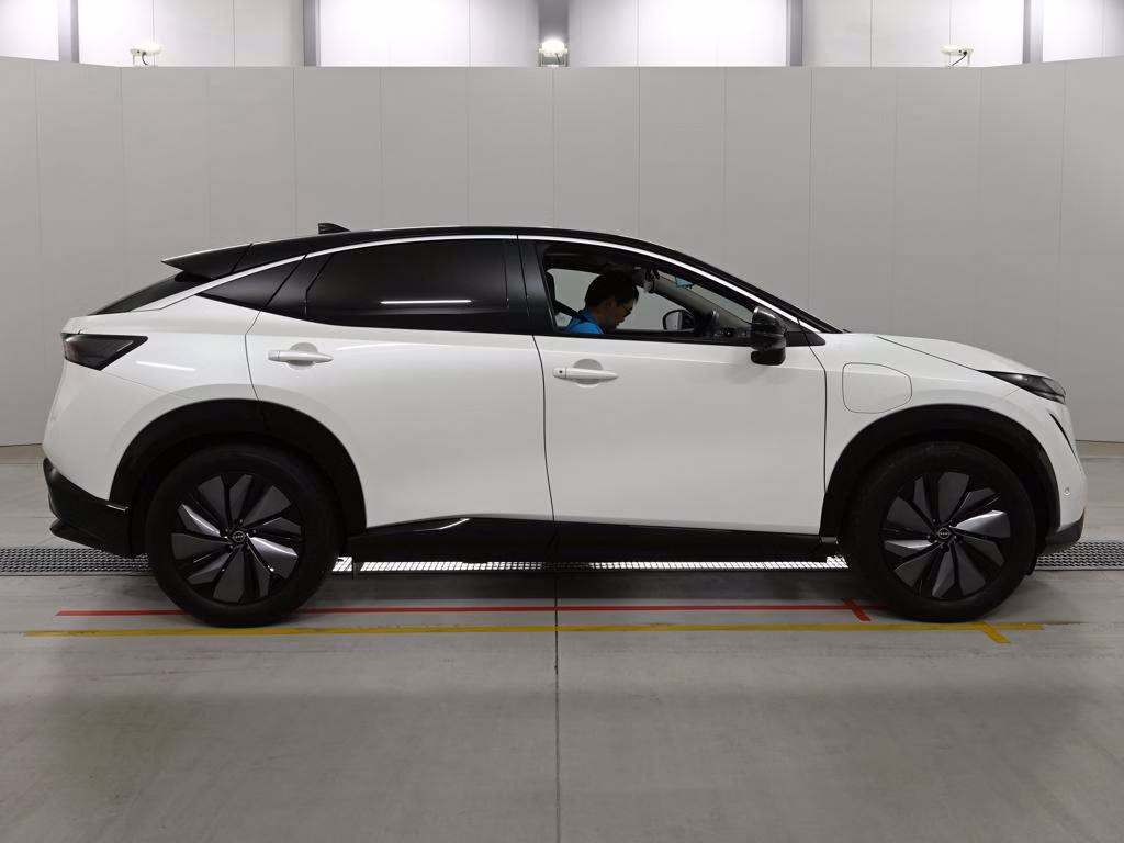 NISSAN ARIYA
