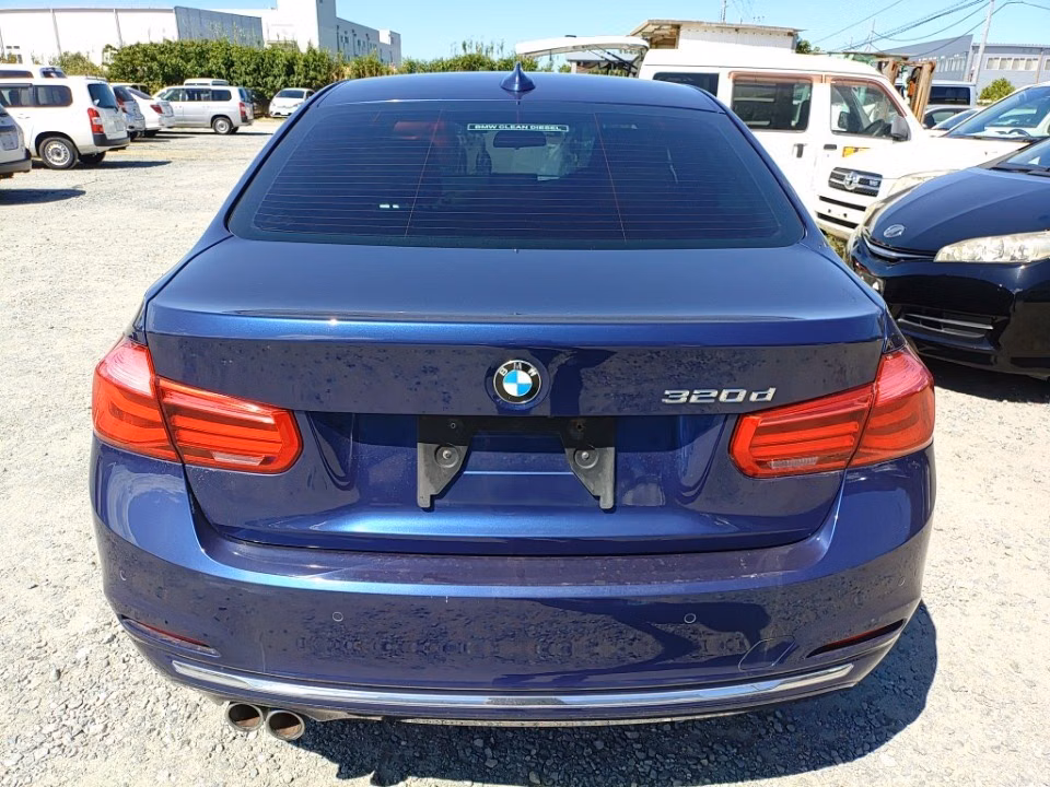 BMW 3-SERIES
