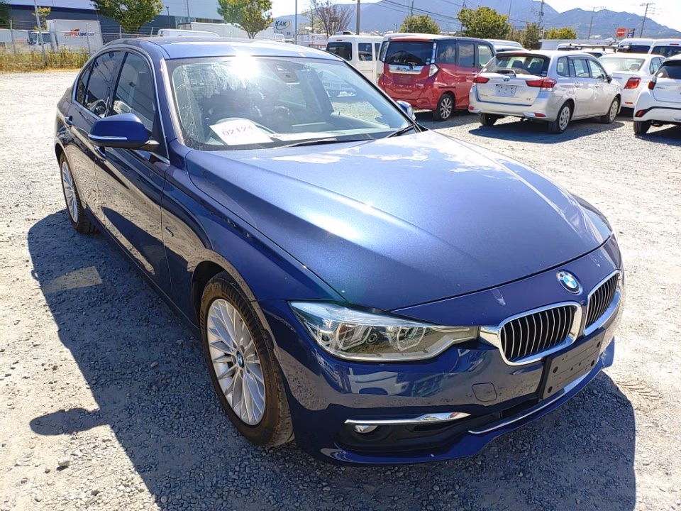 BMW 3-SERIES