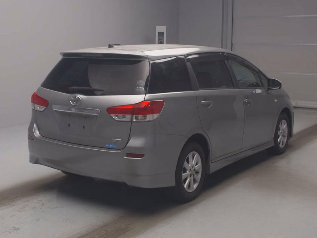 TOYOTA WISH