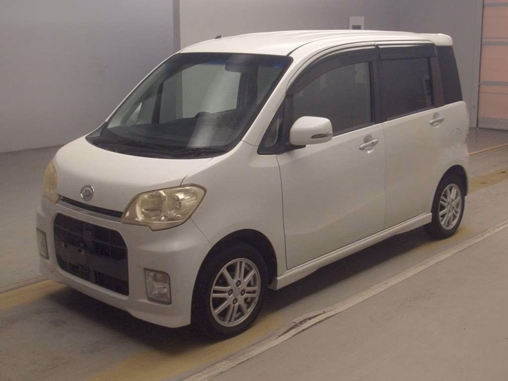 DAIHATSU TANTO EXE