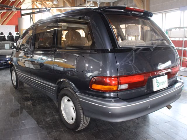 TOYOTA ESTIMA