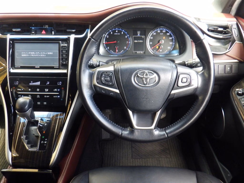 TOYOTA HARRIER