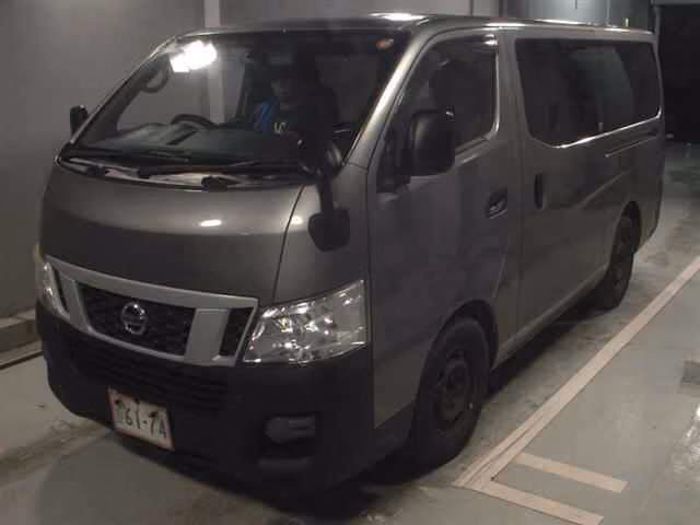 NISSAN NV350 CARAVAN