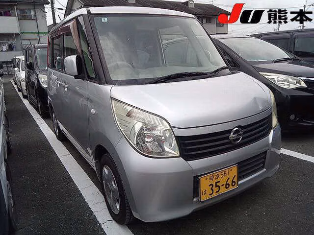 NISSAN ROOX