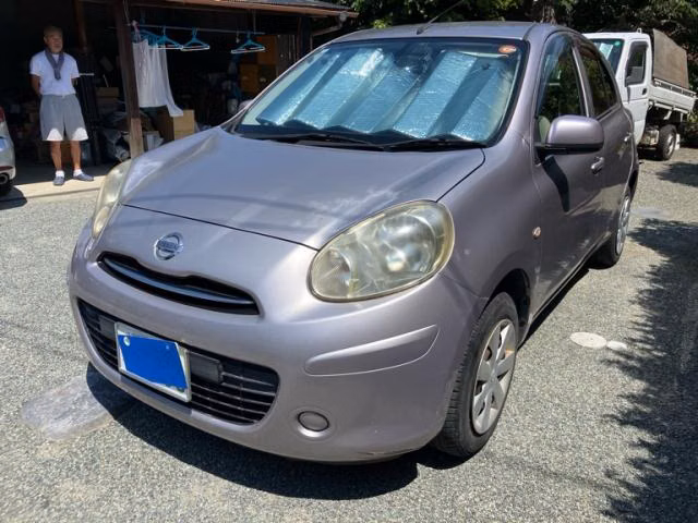 Nissan March