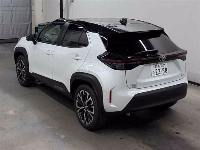 TOYOTA YARIS CROSS