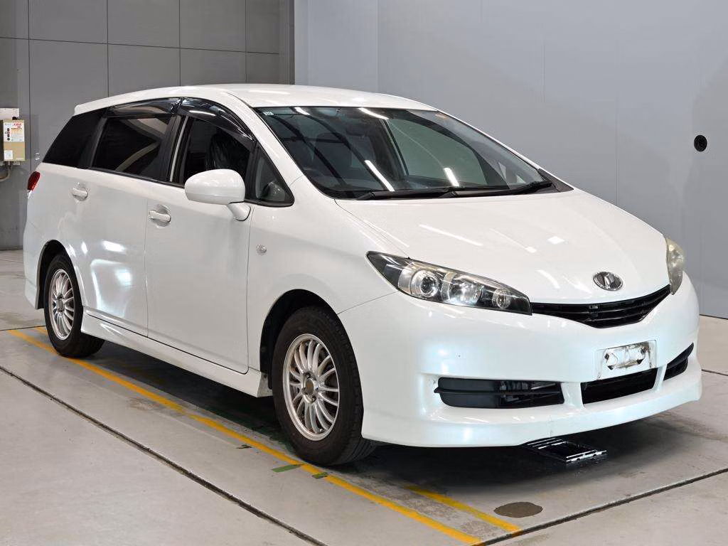 TOYOTA WISH