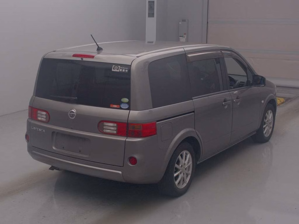 NISSAN LAFESTA